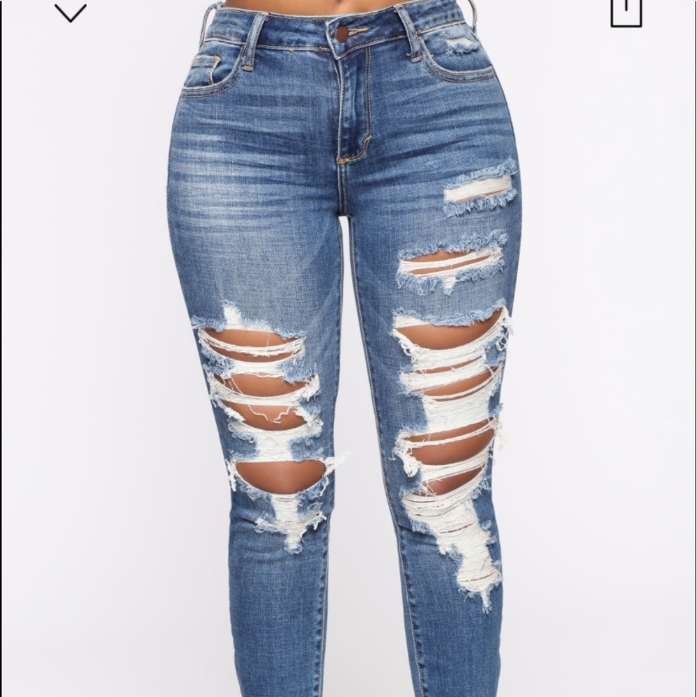 Claire distressed skinny jean